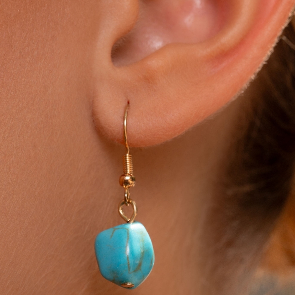 Adorably Adaptable Paparazzi Turquoise and Gold Necklace with Brown Accents - Picture 8 of 8